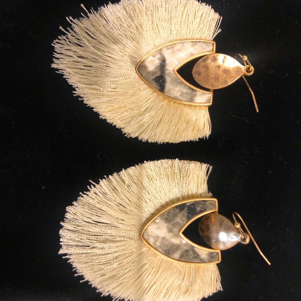 Cream earrings